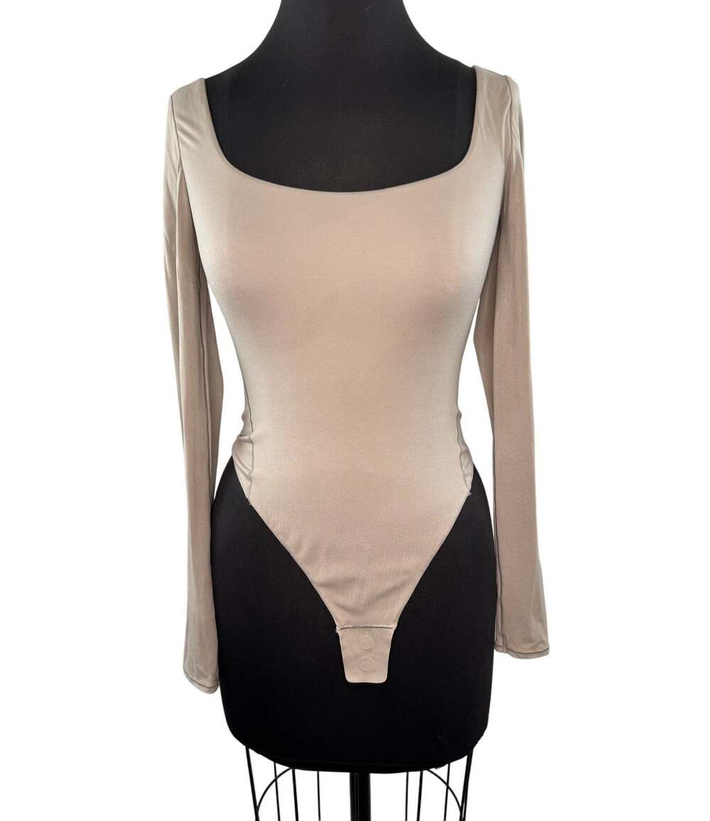 Lululemon Wundermost Ultra-Soft Nulu Beige Thong Bodysuit Square Neck Size 4/6